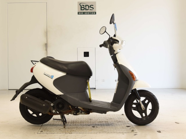 Suzuki LETS4
