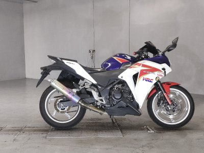 Honda CBR250R 2012