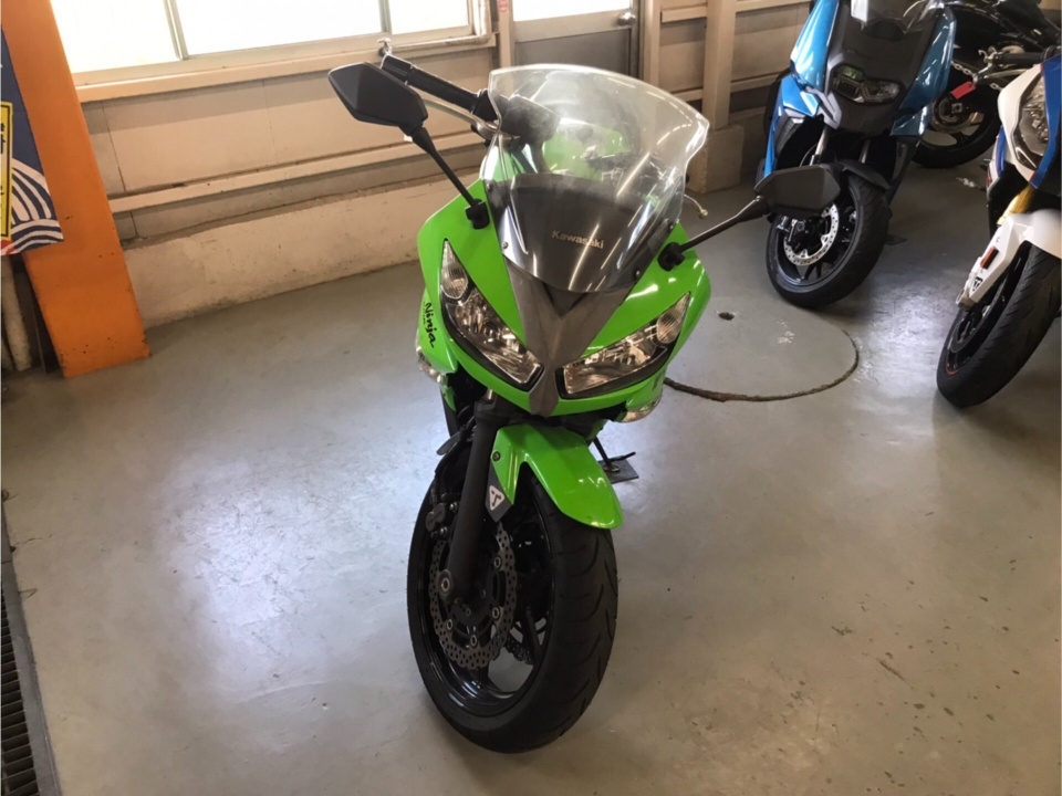 Kawasaki NINJA400R 2011