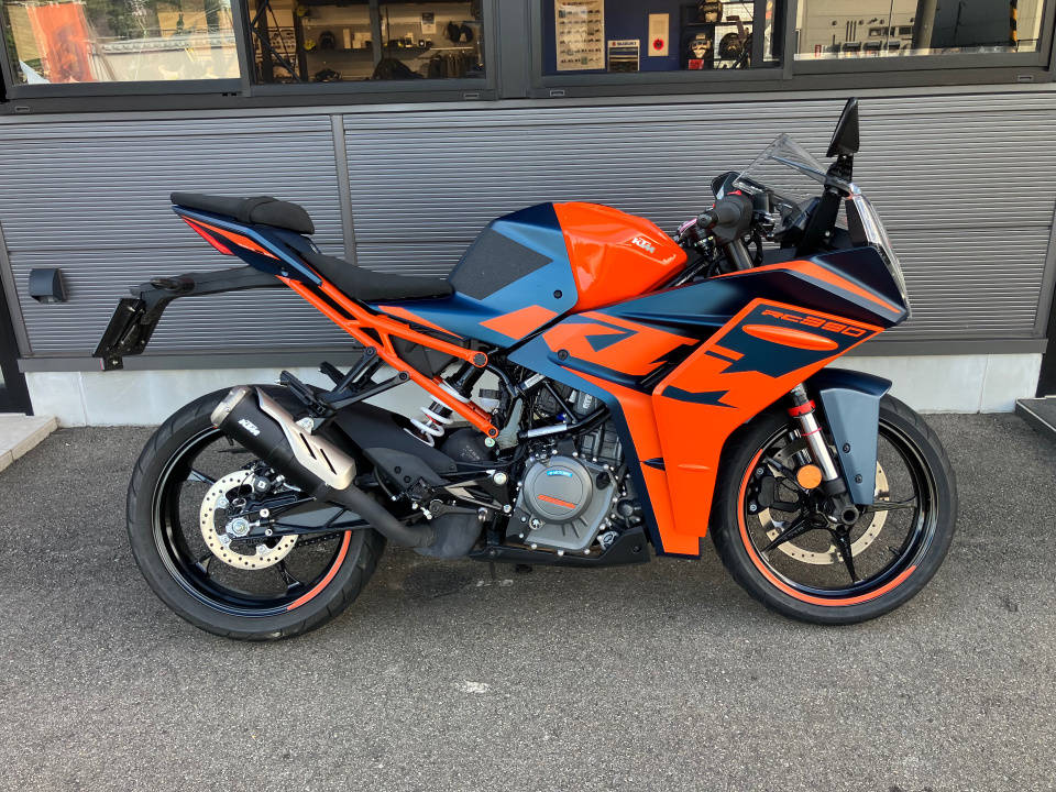 KTM RC 390 2023