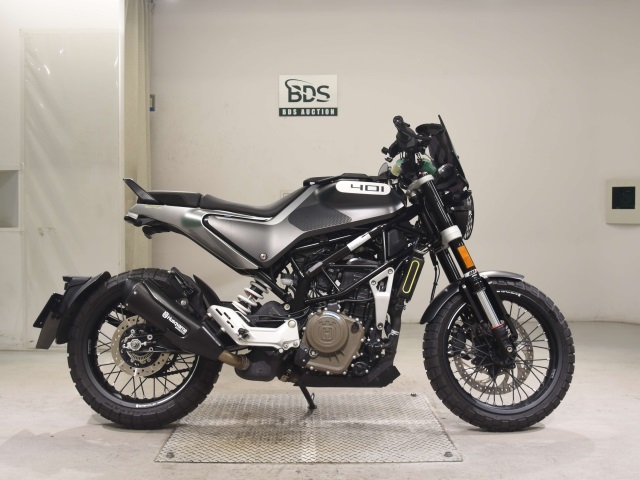 Husqvarna SVARTPILEN 401 2021