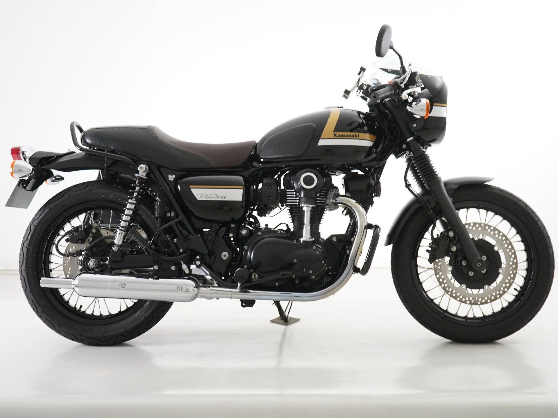 Kawasaki W800 2022