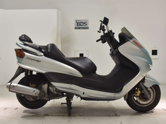 Yamaha MAJESTY 250 2001