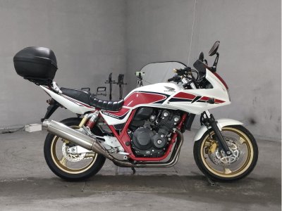 Honda CB400SFVA 2011