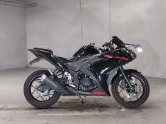 Yamaha YZF-R25 2015