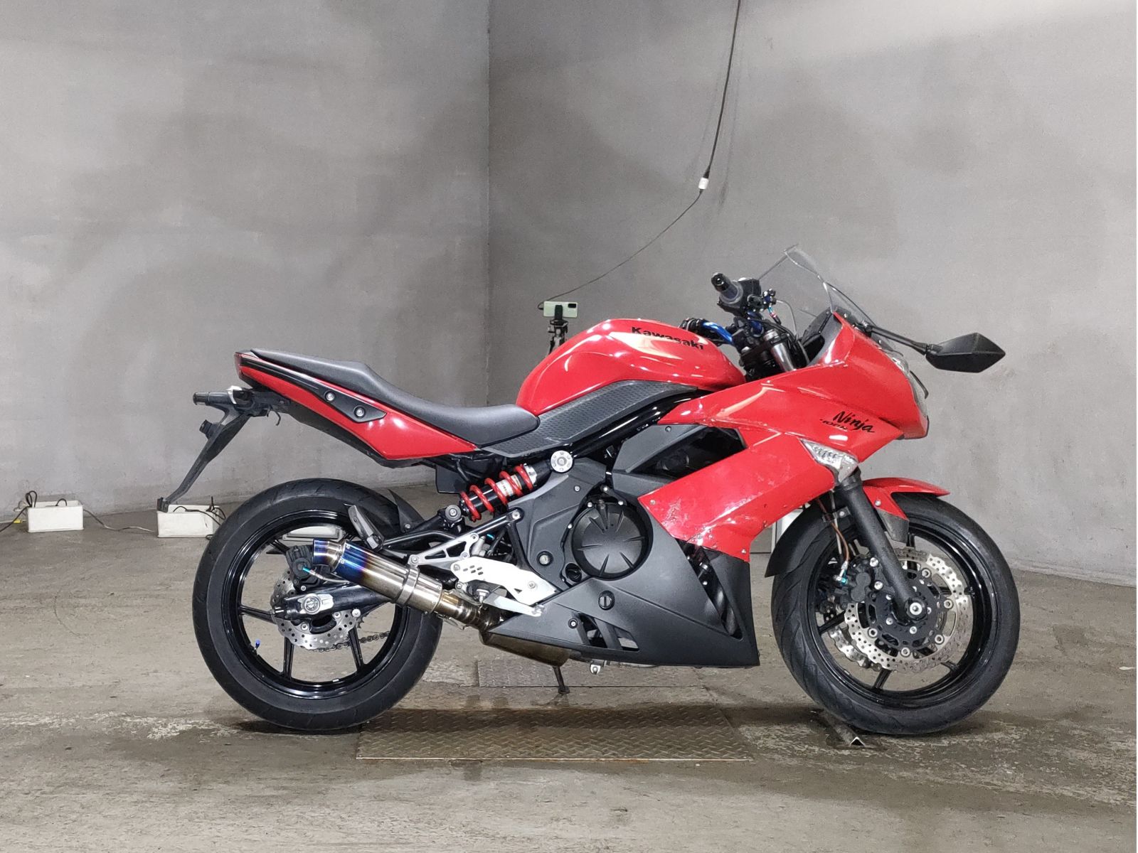 Kawasaki NINJA400R 2011