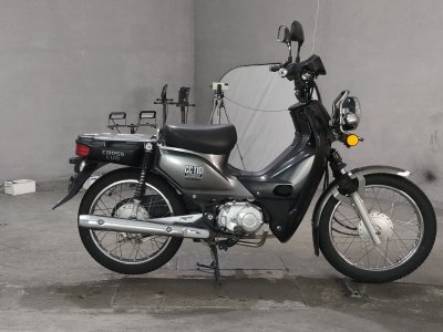 Honda CC110 CROSSCUB 2016