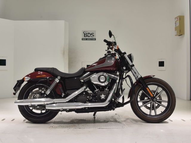 HD STREETBOB FXDB1580 2015