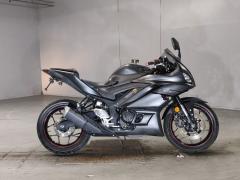 Yamaha YZF-R25 2021