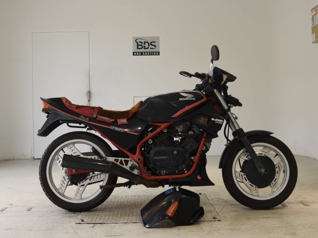 Honda VT250F XELVIS 1982