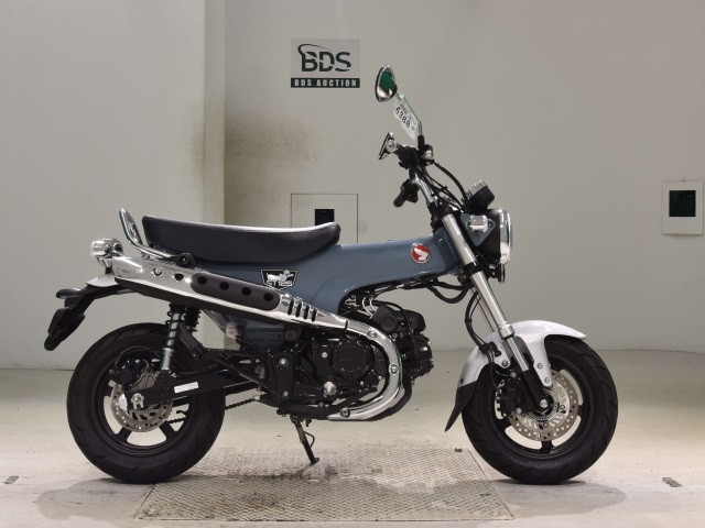 Honda DAX125 2022