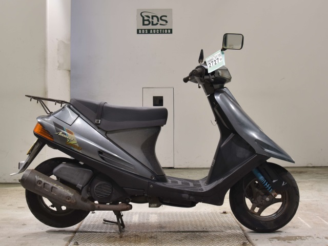 Suzuki ADDRESS V100