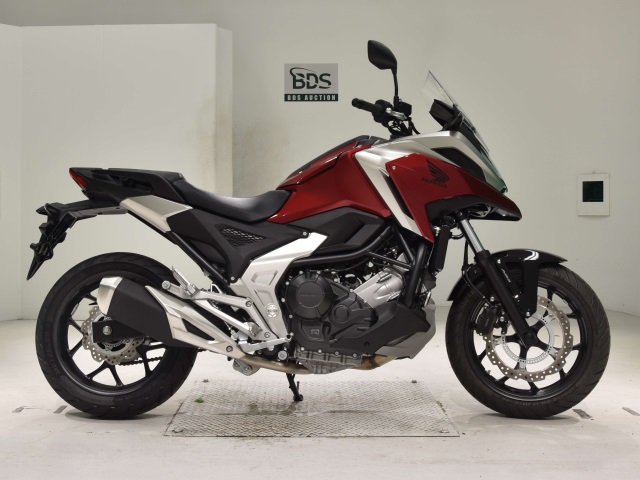 Honda NC750X 2024