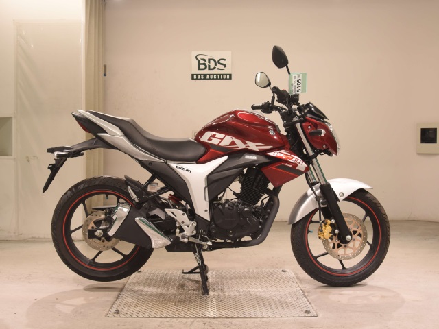 Suzuki GIXXER150