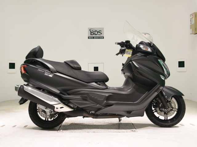 Suzuki SKYWAVE 650LX 2018