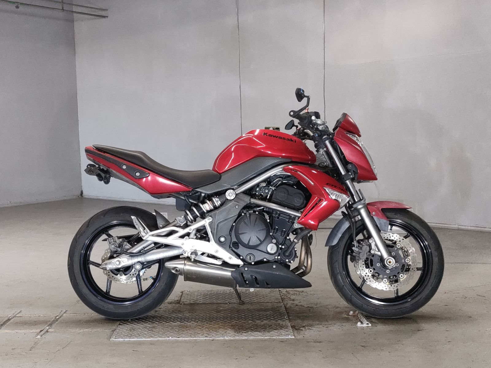 Kawasaki ER-4N 2010