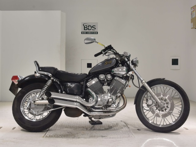 Yamaha VIRAGO XV400 1993