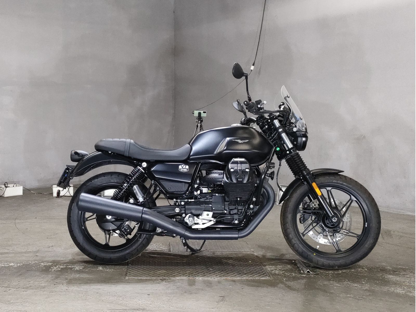 Moto Guzzi V7 STONE 2022
