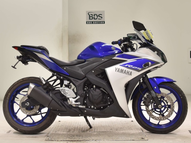 Yamaha YZF-R25 2015