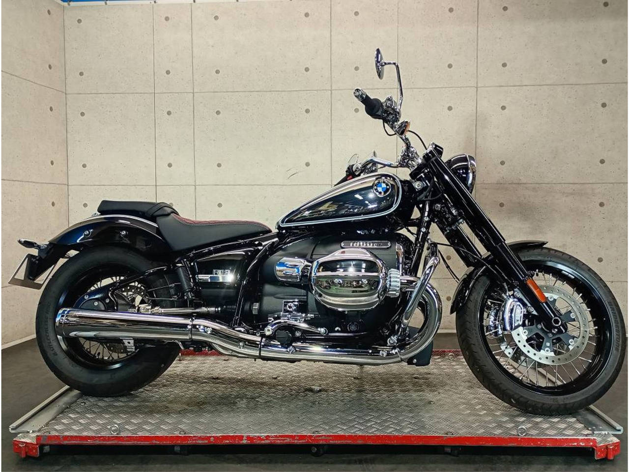 BMW R18 2023