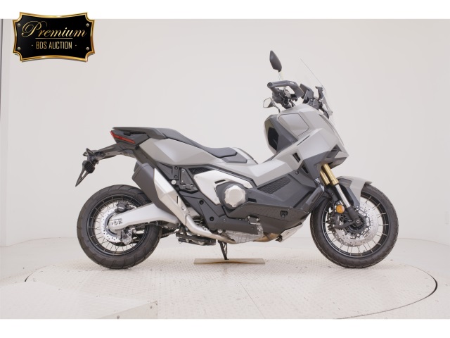Honda X-ADV750 2025