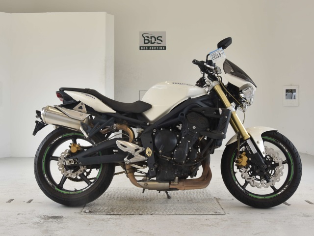 Triumph STREET TRIPLE 2006