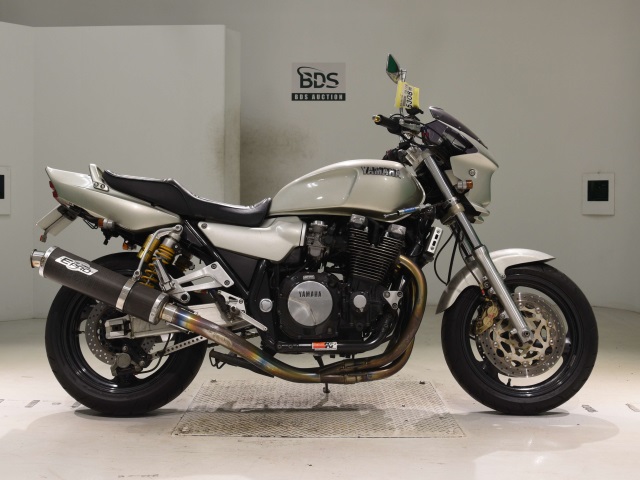 Yamaha XJR1200 1999