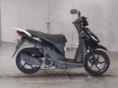Suzuki ADDRESS V110