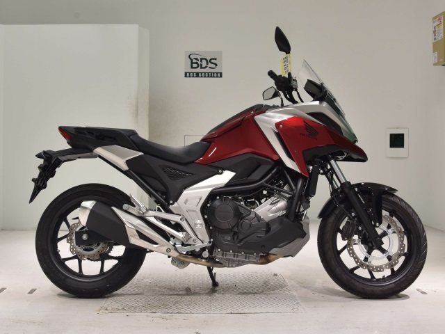 Honda NC750X 2024