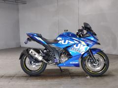 Suzuki GIXXER250SF