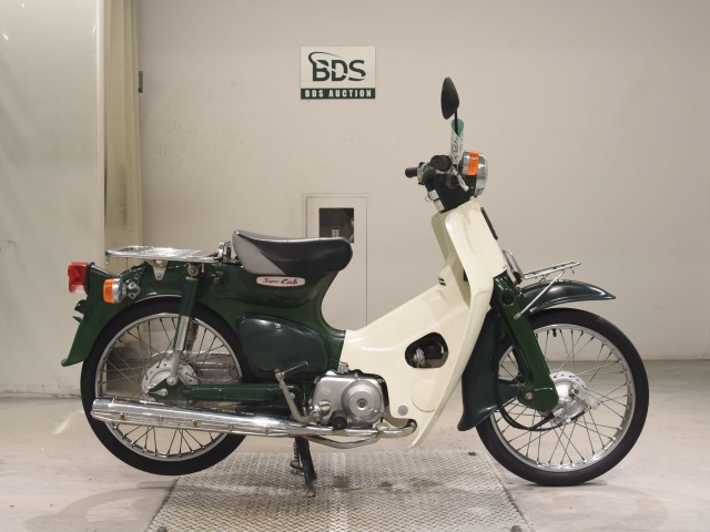Honda C50 2002