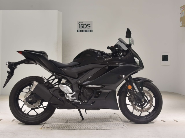 Yamaha YZF-R3 2022