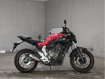 Yamaha MT-07 2015