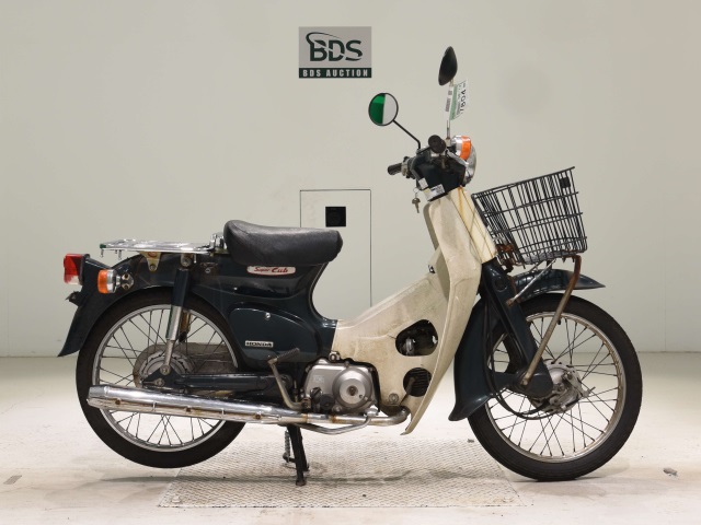 Honda C50 2002