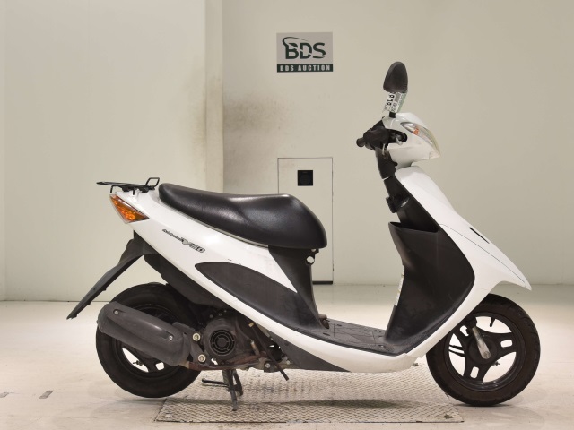 Suzuki ADDRESS V50