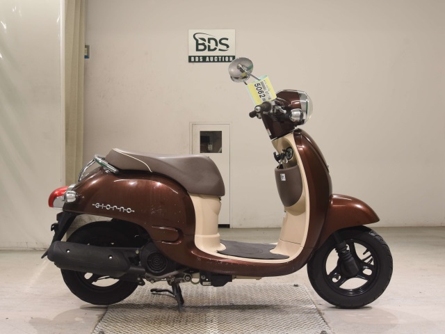Honda GIORNO 2011
