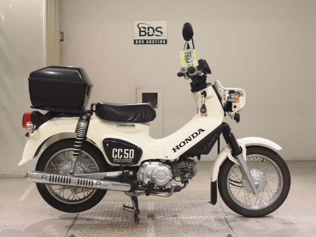 Honda CC50 CROSSCUB 2019