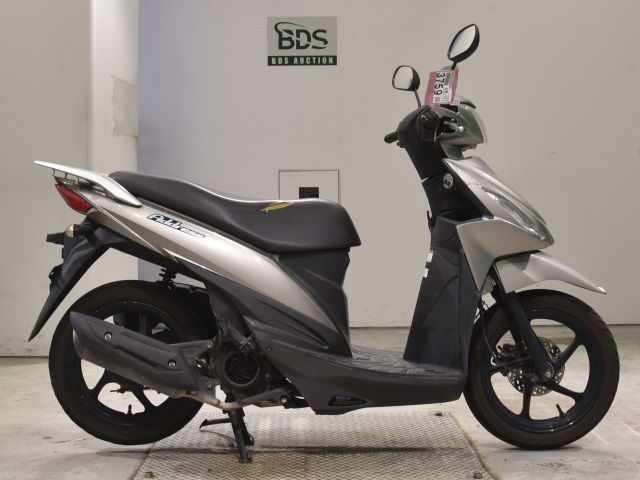 Suzuki ADDRESS V110