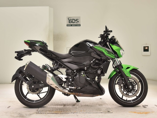 Kawasaki Z400 2020