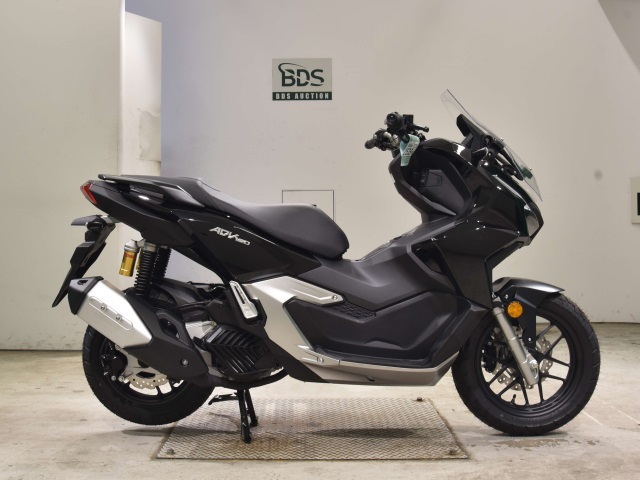 Honda ADV 160 2025
