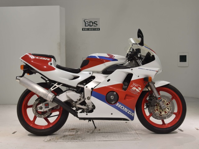 Honda CBR250RR 1990