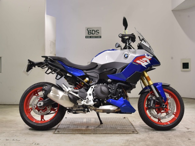 BMW F900XR 2025