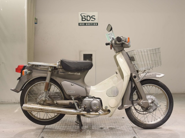 Honda C90-E 2002