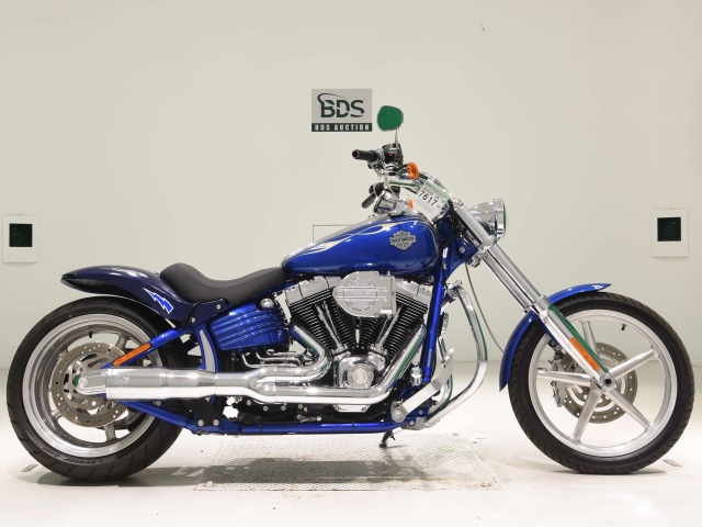 HD ROCKER C FXCWC1580 2008