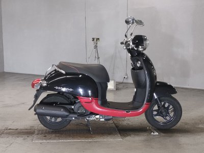 Honda GIORNO 2012