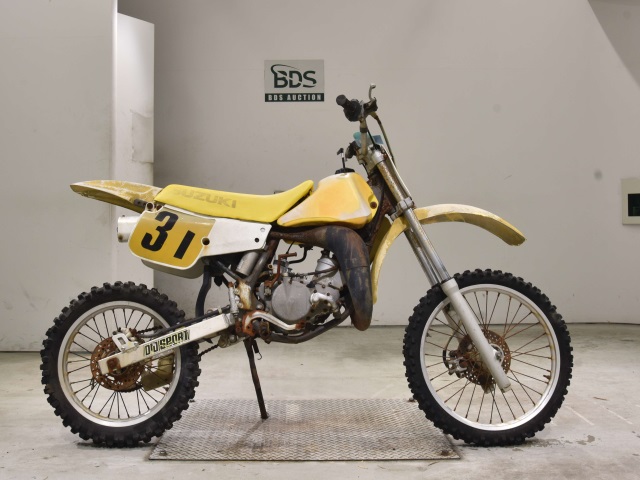 Suzuki RM80
