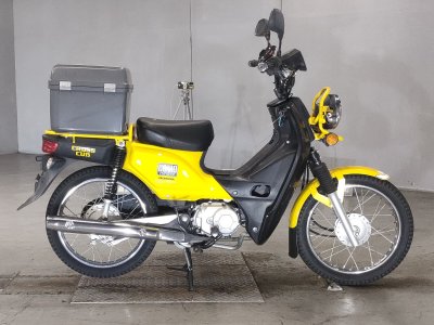 Honda CC110 CROSSCUB 2016