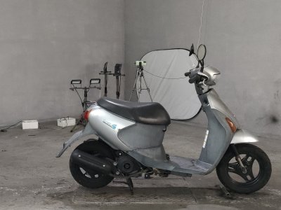 Suzuki LETS4