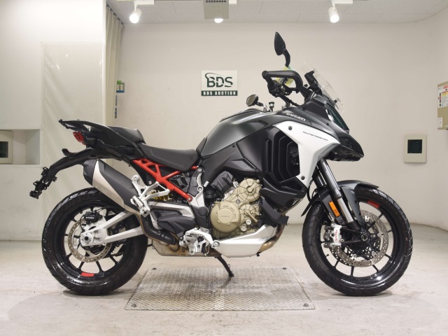 Ducati MULTISTRADA V4S 2024