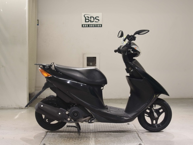 Suzuki ADDRESS V50